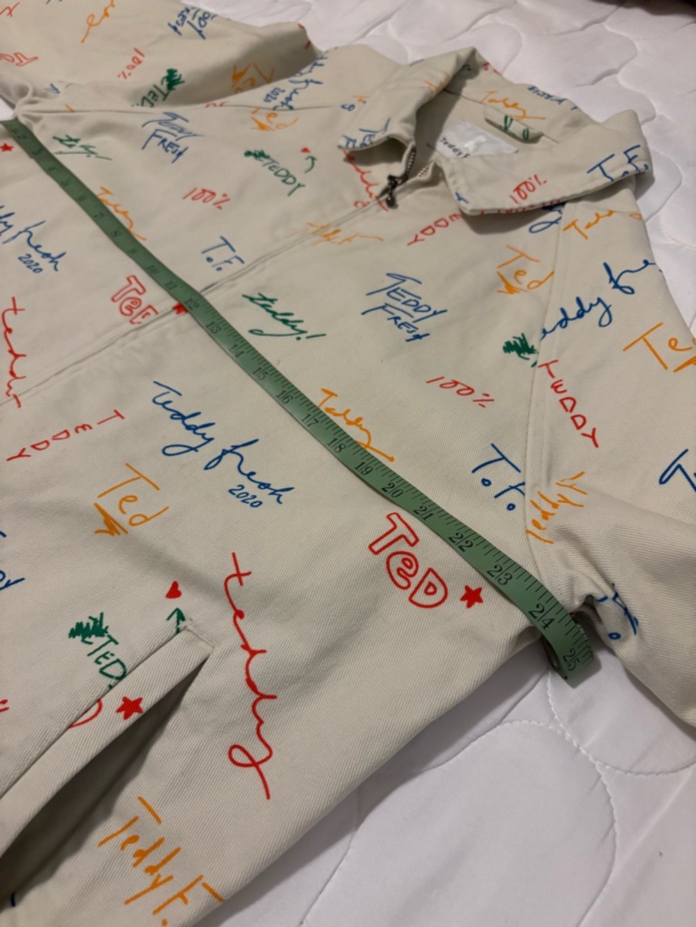 Teddy Fresh Script Jacket - Cream with Multicolor Signatures XL- NEW/NEVER WORN - Picture 6 of 10